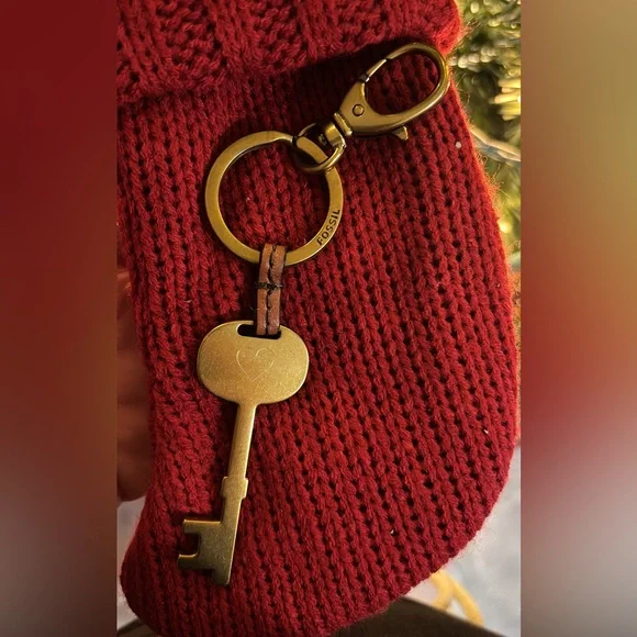 Fossil Gold Key-Shaped Keychain - Picture 2 of 2